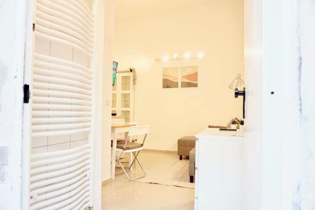 Gemutliches Kleines Studio-Apartment In Top Lage Nahe Karlsruhe Innenstadt Mit Klimaanlage Bagian luar foto