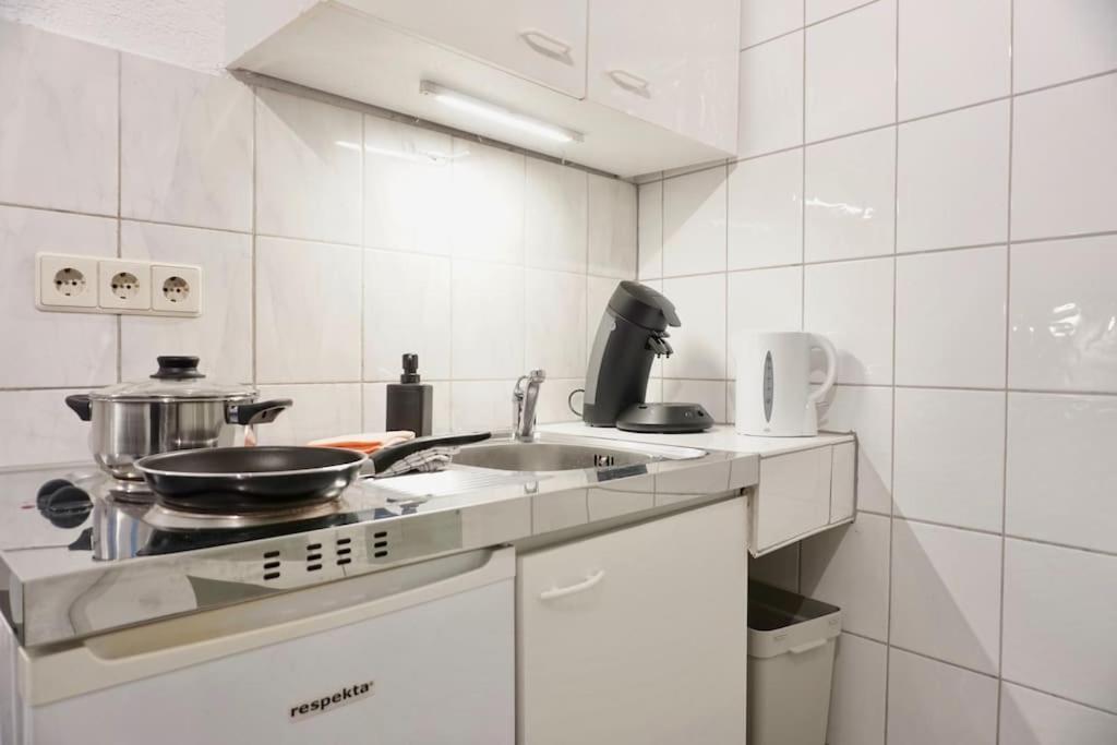 Gemutliches Kleines Studio-Apartment In Top Lage Nahe Karlsruhe Innenstadt Mit Klimaanlage Bagian luar foto